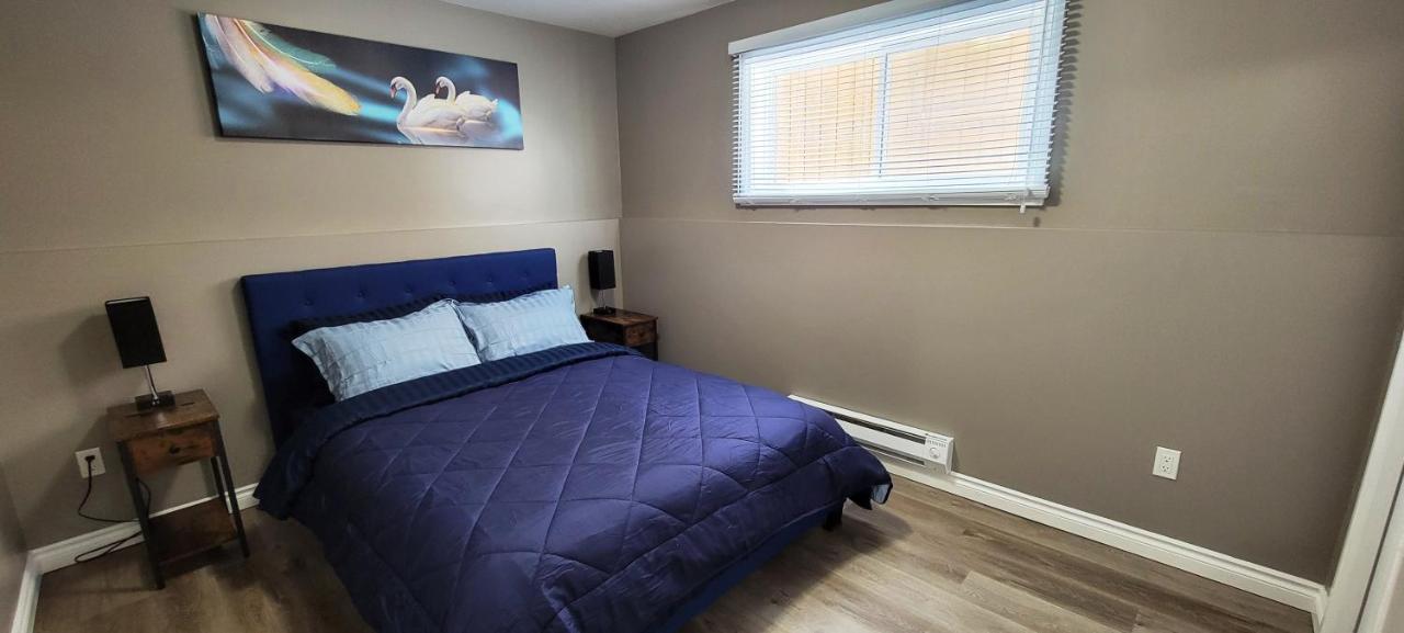Blue Wave 2 Bedroom Suite Saskatoon Ngoại thất bức ảnh