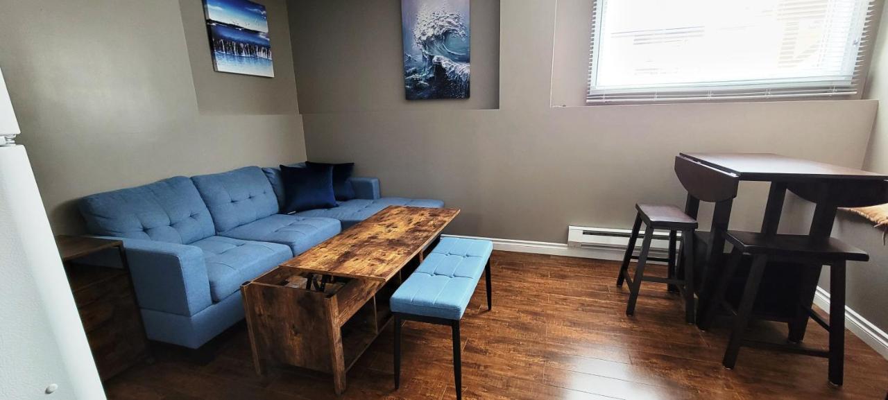 Blue Wave 2 Bedroom Suite Saskatoon Ngoại thất bức ảnh