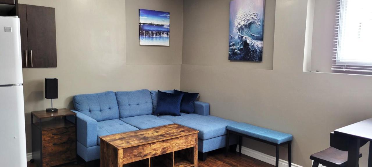 Blue Wave 2 Bedroom Suite Saskatoon Ngoại thất bức ảnh