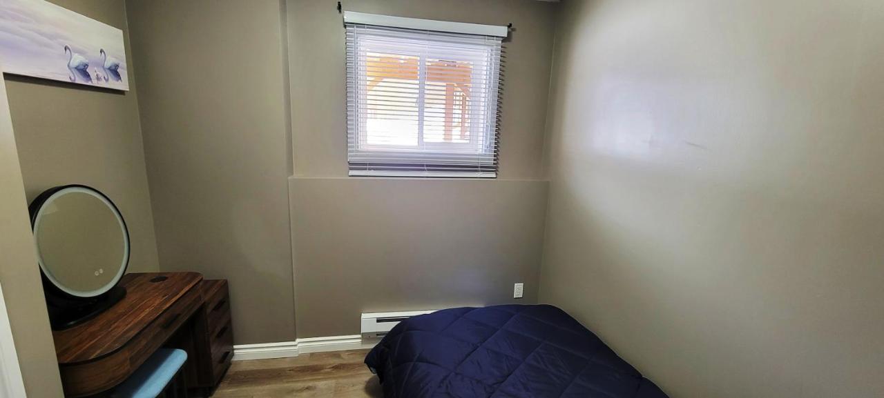 Blue Wave 2 Bedroom Suite Saskatoon Ngoại thất bức ảnh