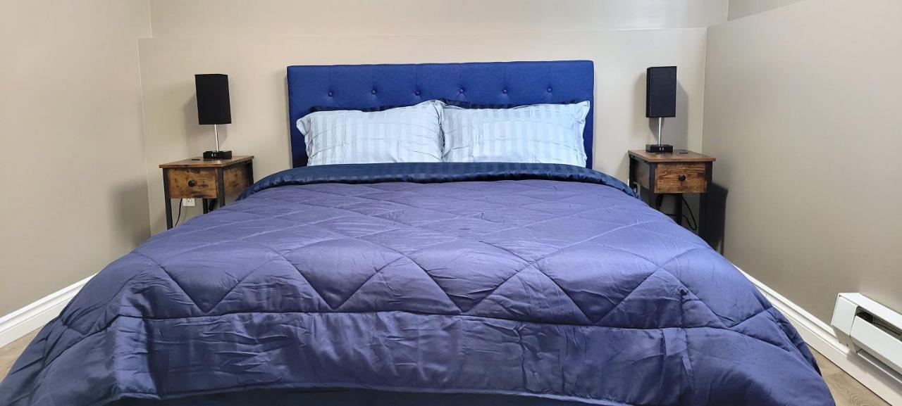 Blue Wave 2 Bedroom Suite Saskatoon Ngoại thất bức ảnh